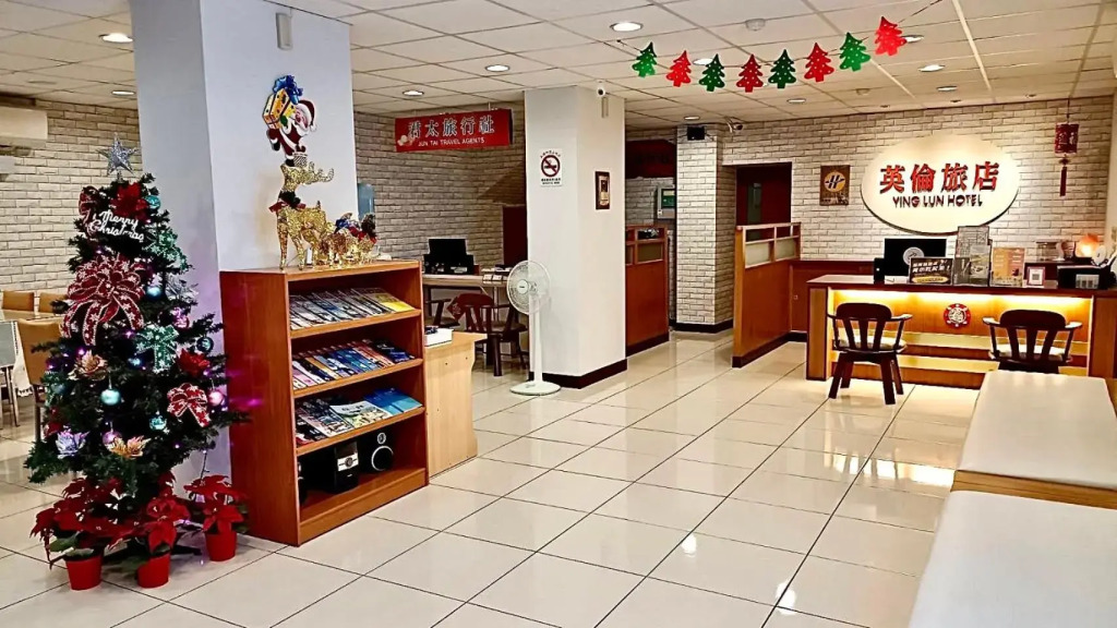 Yinglun Hotel