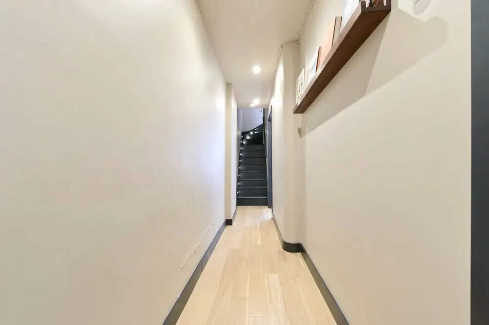 Contemporary Flat With Private Patio in Primrose Hill by UnderTheDoormat