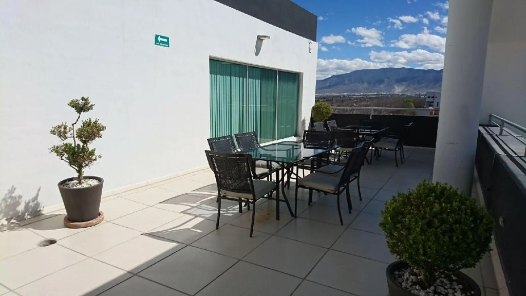 Hotel Nuvo