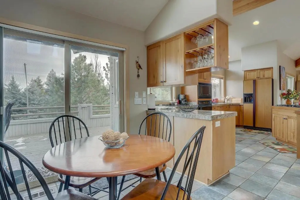 3 Mulligan-On Golf Crse-4BR/3BA