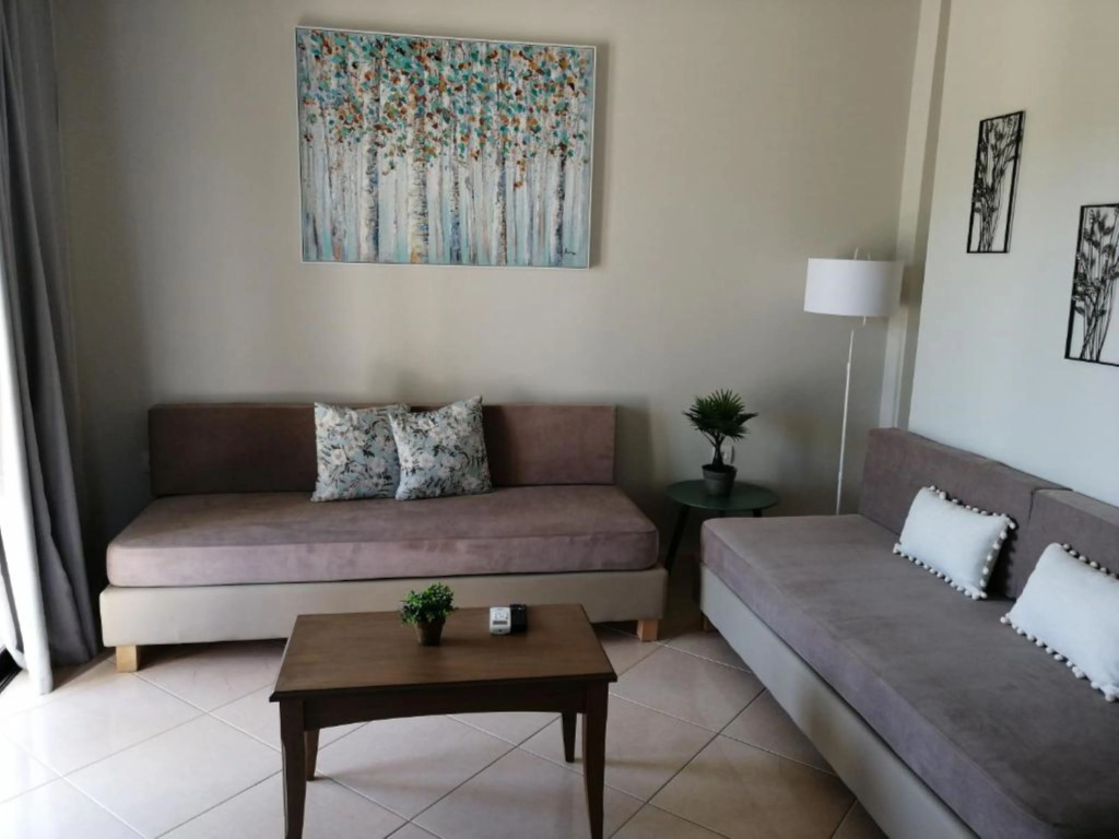 Carisa Suites and Apartments