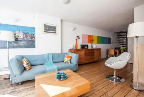 Laurier | Artfulstay