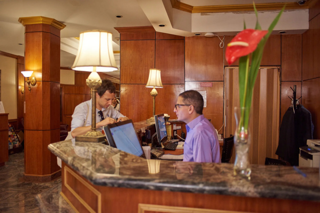 Hotel St. James