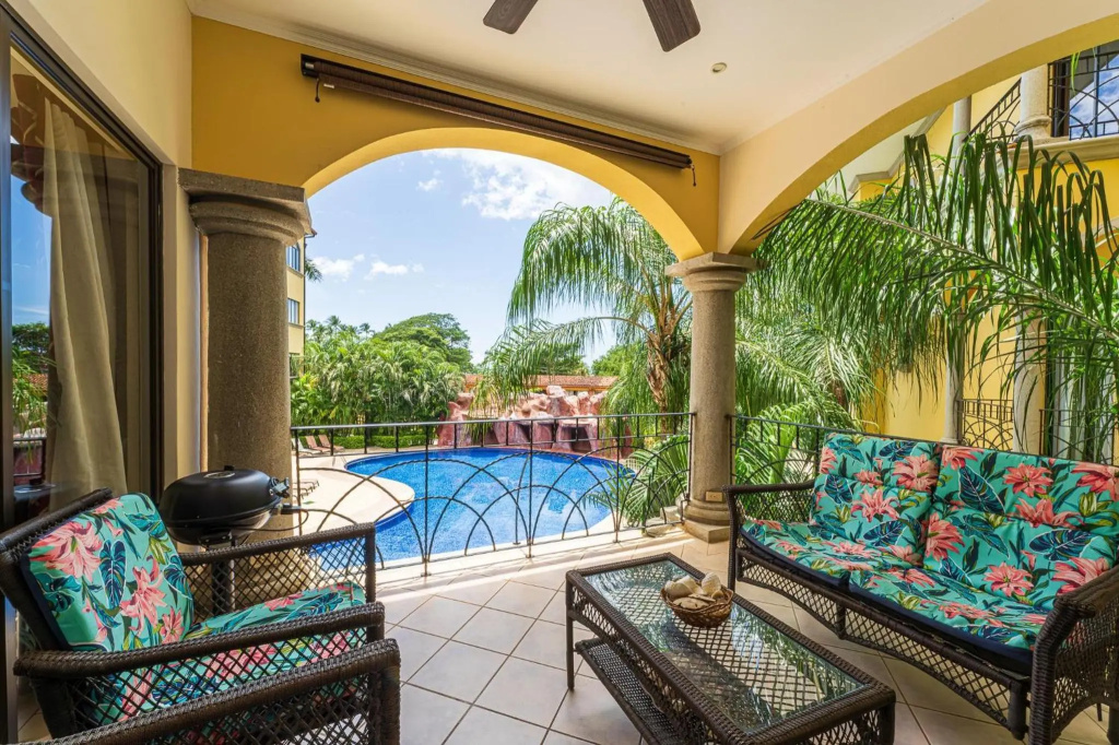 Sunrise 38- Ocean View 2 BR condo, Steps to the Beach