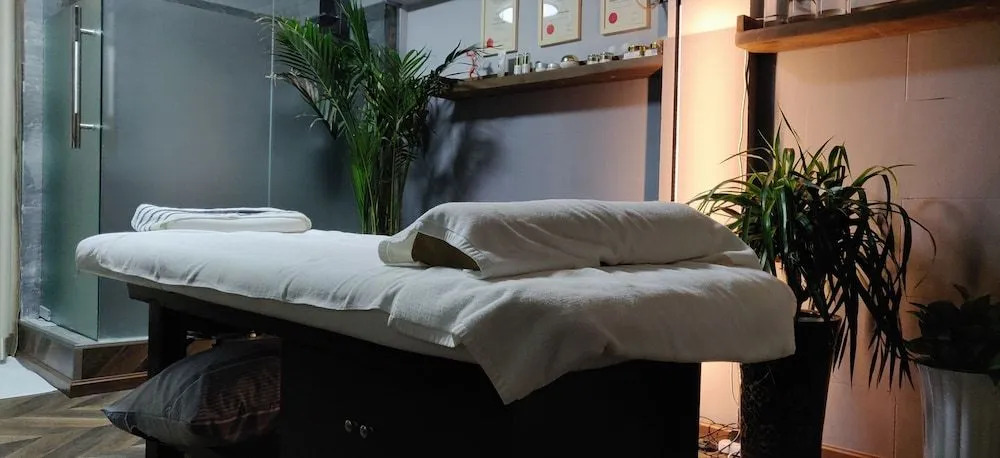 CASA Chengdu Boutique Hotel & Spa