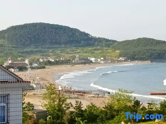 Yunshang Four Seasons Homestay (Laoshan Yangkou Beach Store)