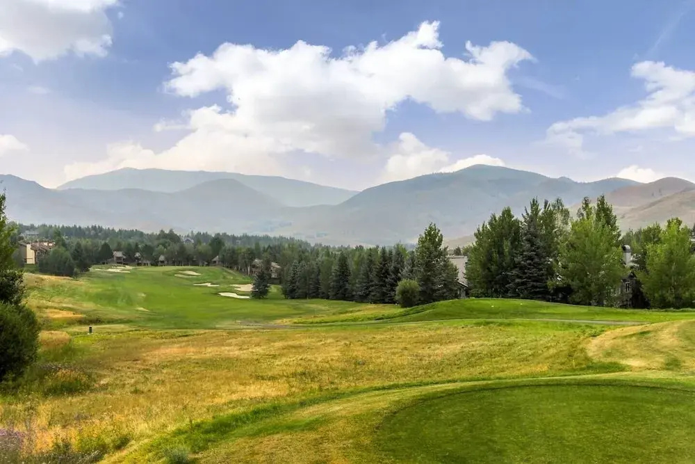 Corrock Style - Luxury Hot Tub Home Near Ski Lifts & Downtown Ketchum