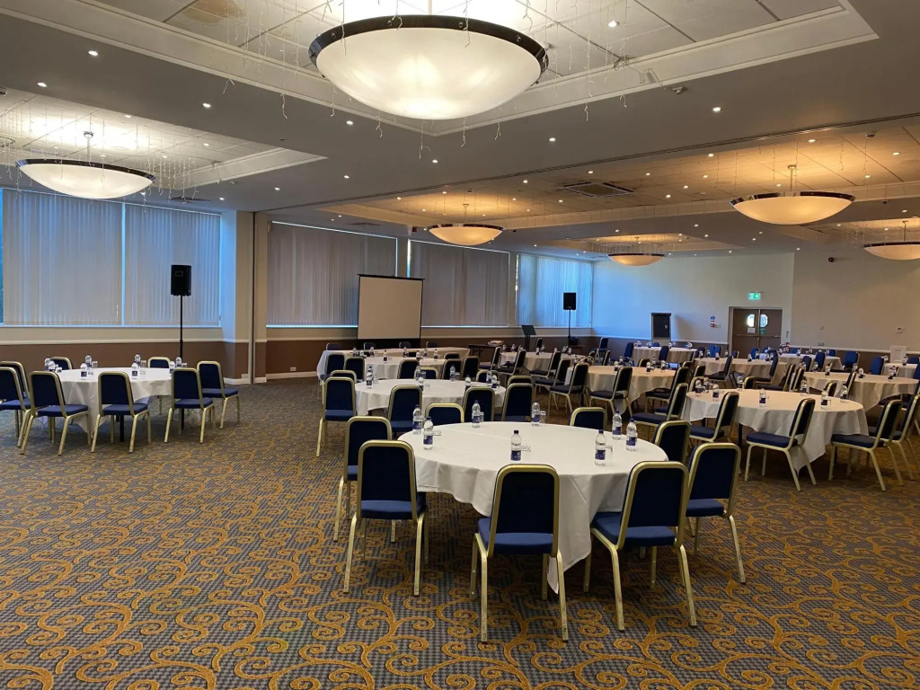 Holiday Inn Doncaster A1- M Jct 36 by IHG