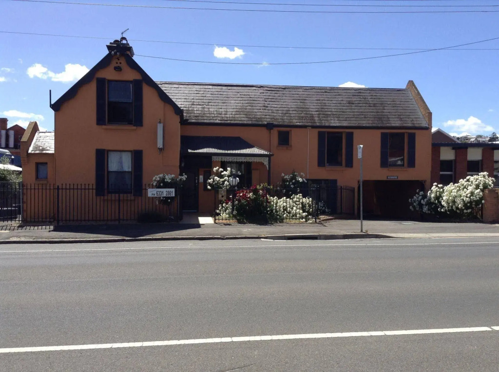 The Mews Motel