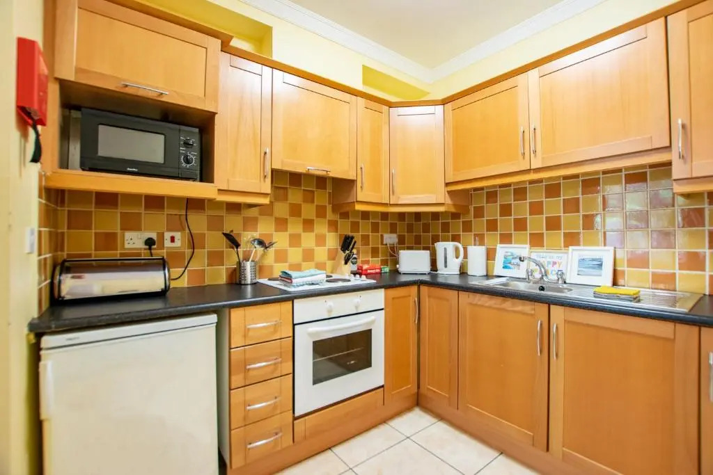 Gort Na Coiribe 4 Bedroom Duplex, by Shortstays