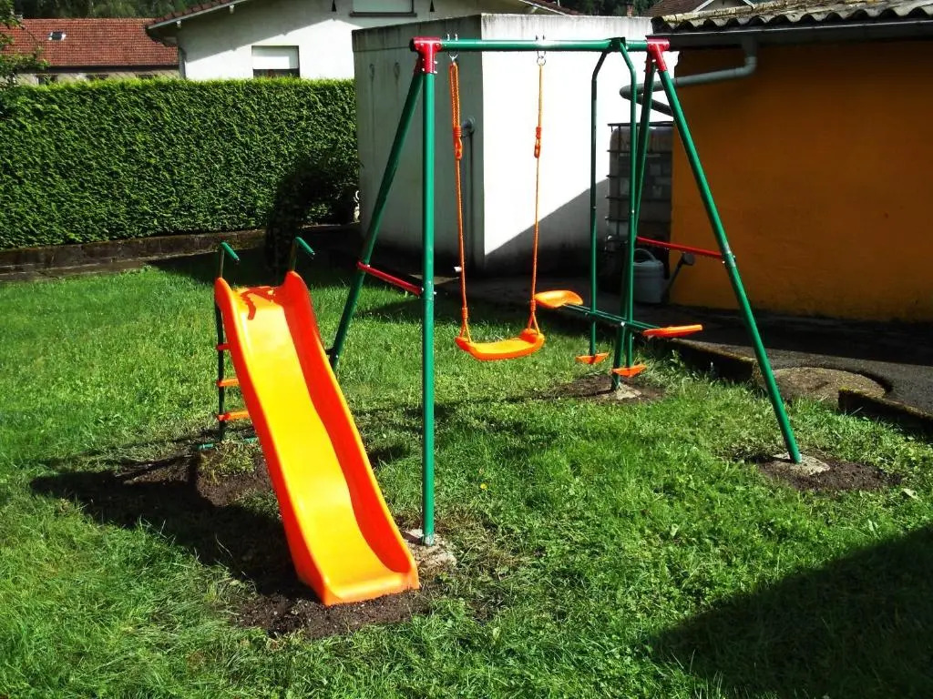Gîte familial aux Vosges avec jeux pour enfants, à proximité de la nature et activités sportives - FR-1-589-111