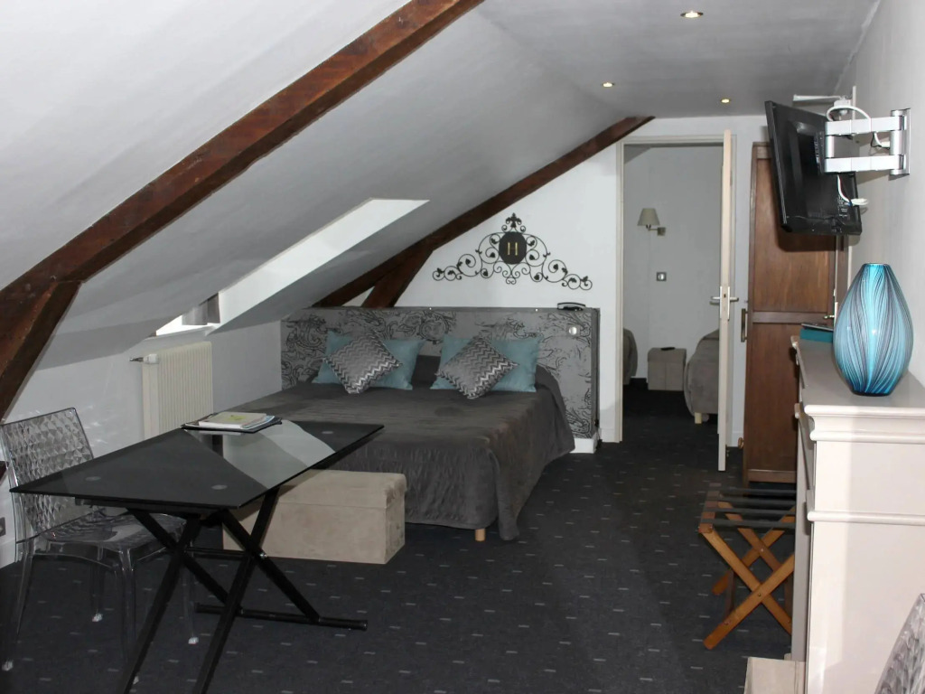 Logis Hotel Le Cerf
