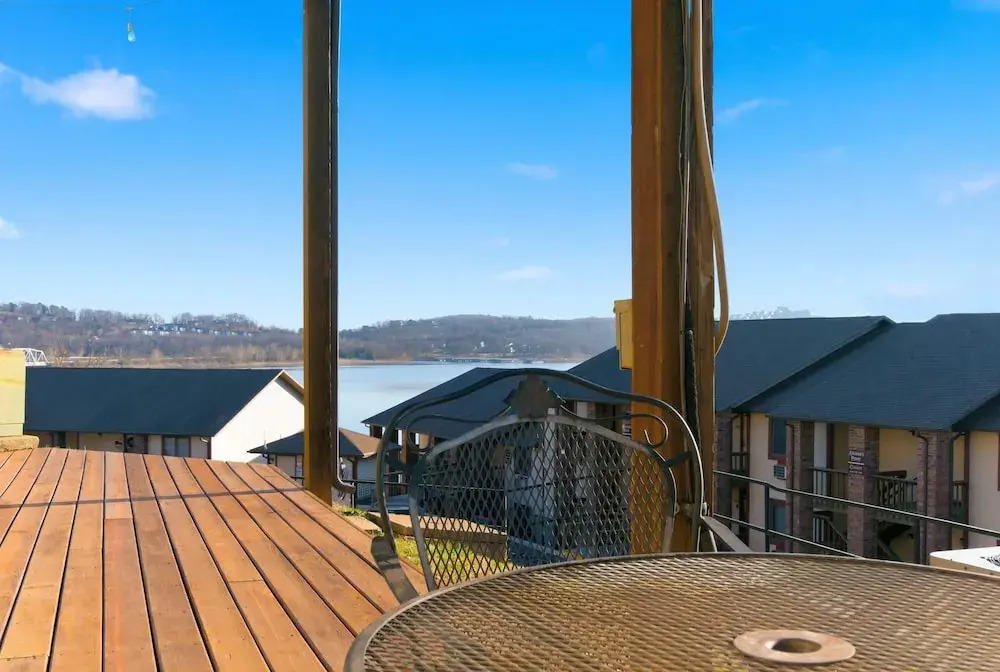 Lakin it Easy! Condo for 2