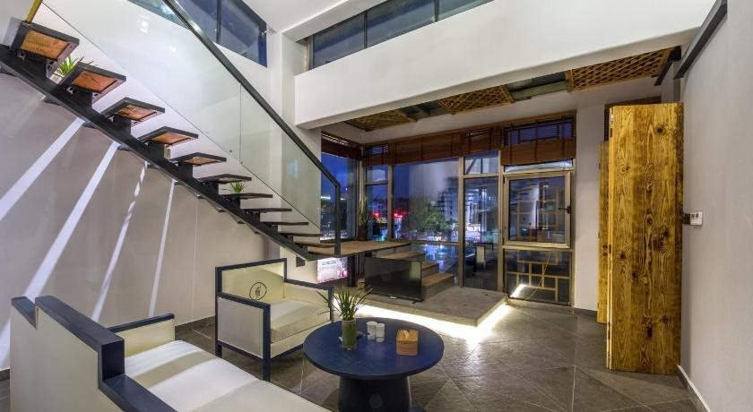 Yan Art Hotel