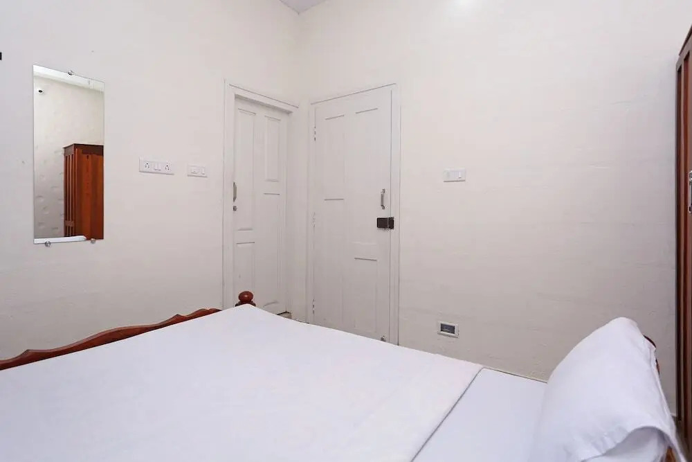OYO 9376 Home Cozy 2BHK Madikeri Fort