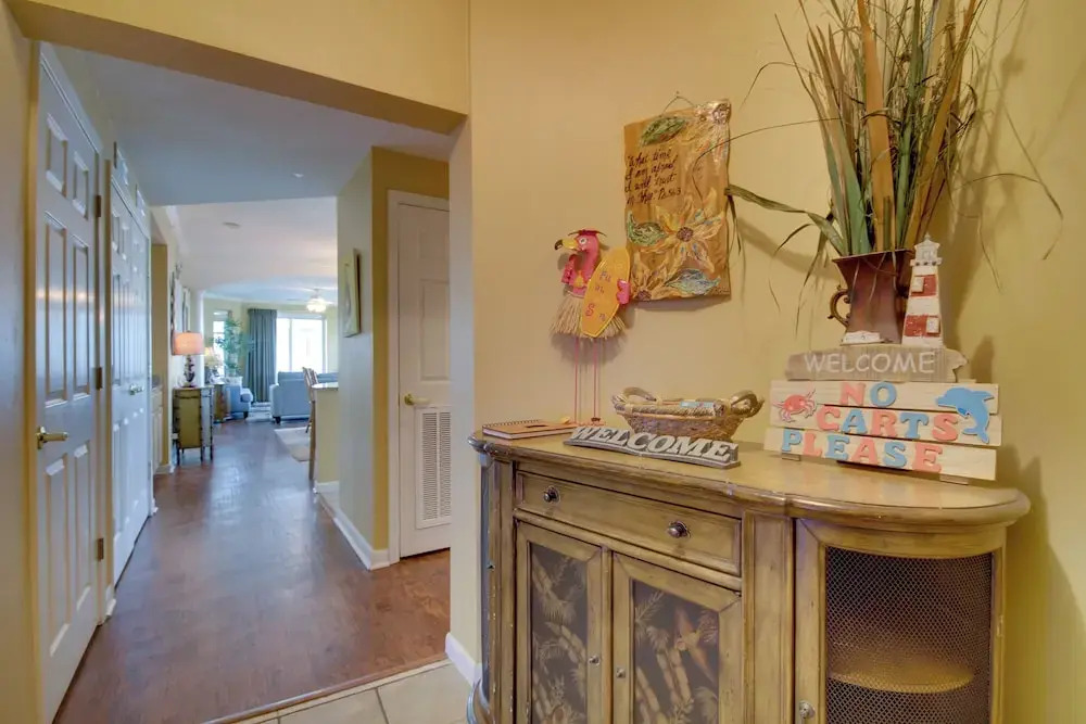 Gulfport Condo With Views: Walk to Beach
