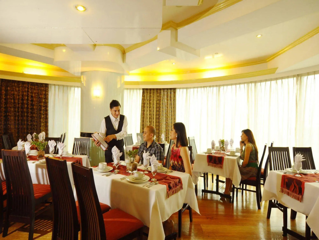 Oxford Suites Makati