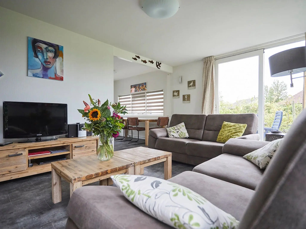 Holiday Home in Zeeland near Lake & Sauna