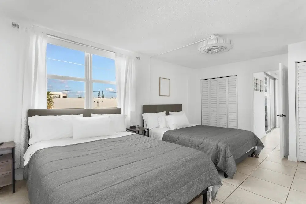 Bay Harbor Sunset Apt 4A
