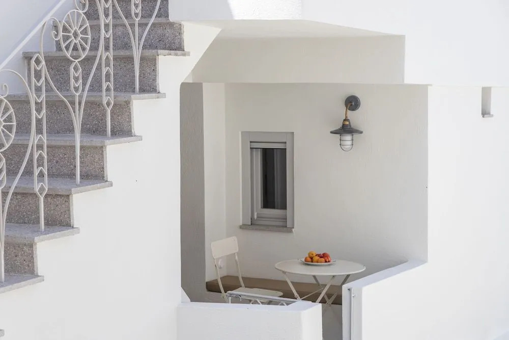 SKIA-Cosy Living