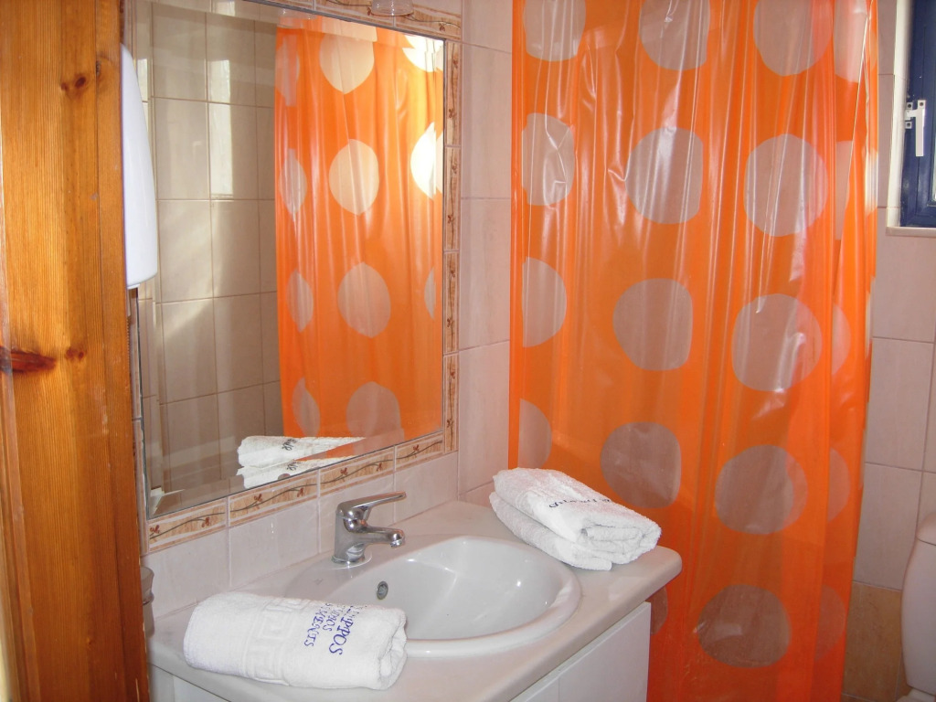 Philippos Studios & Apartments