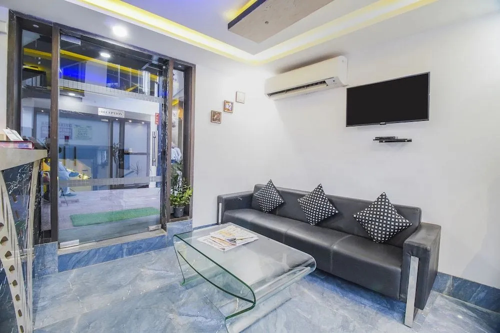 Gracious by Vishesh Hotels & Home Stay