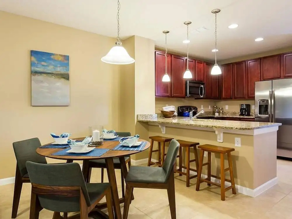 A Wonderful 4 Bedroom Villa With it own Pool in Legacy Park