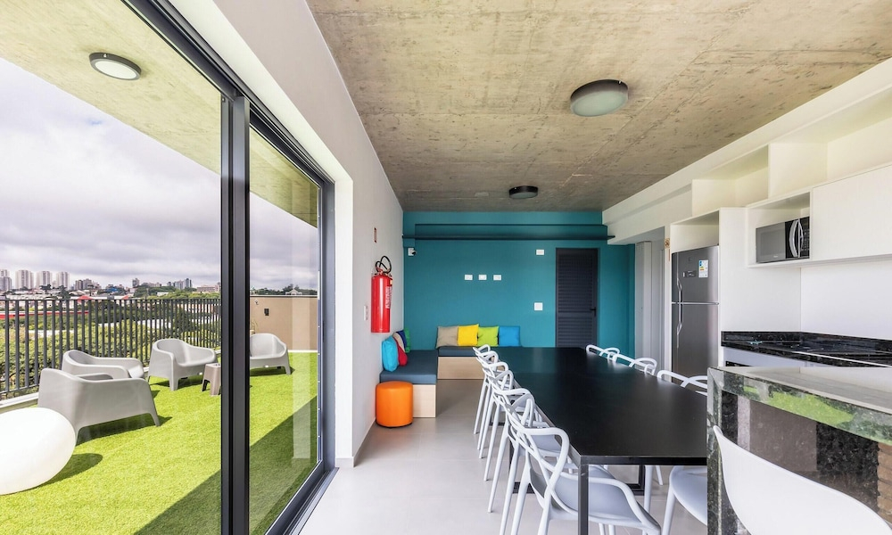 Fully Equipped Apartments Just a few Steps From the Botanical Garden in Curitiba - EBI