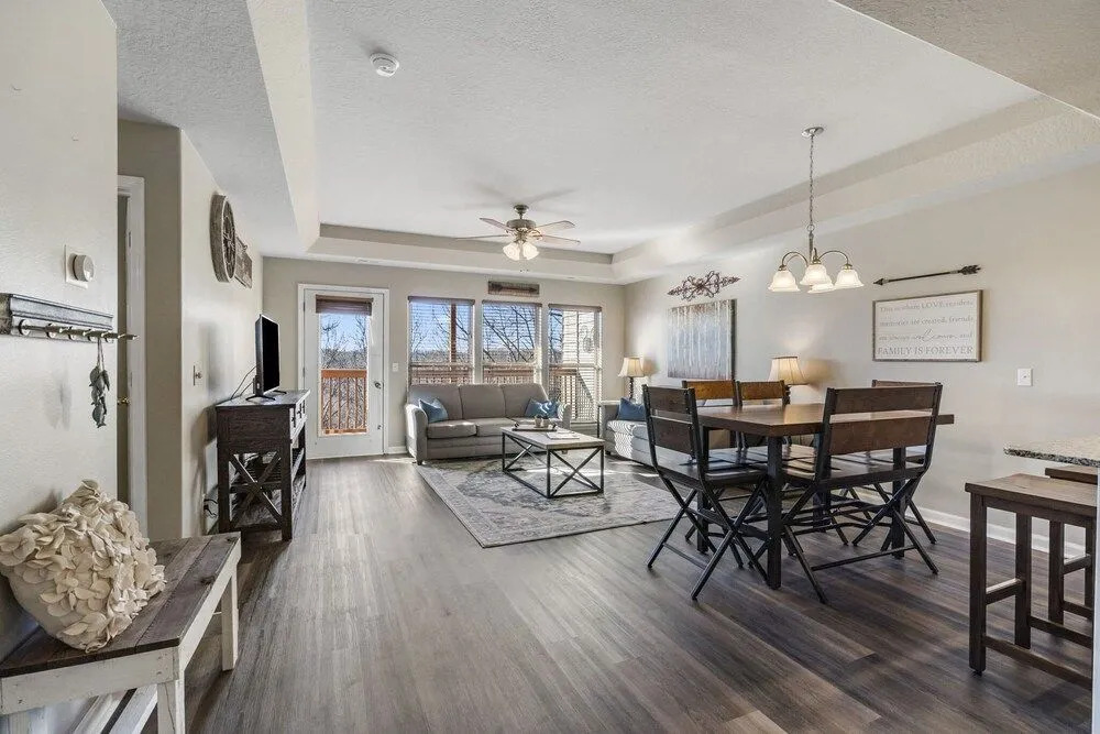 Oak Lane Escape - Branson - Resort Condo on Golf Course w/ Endless Amenities