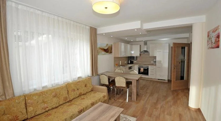 Sunshine Apartments - Great Mountain View