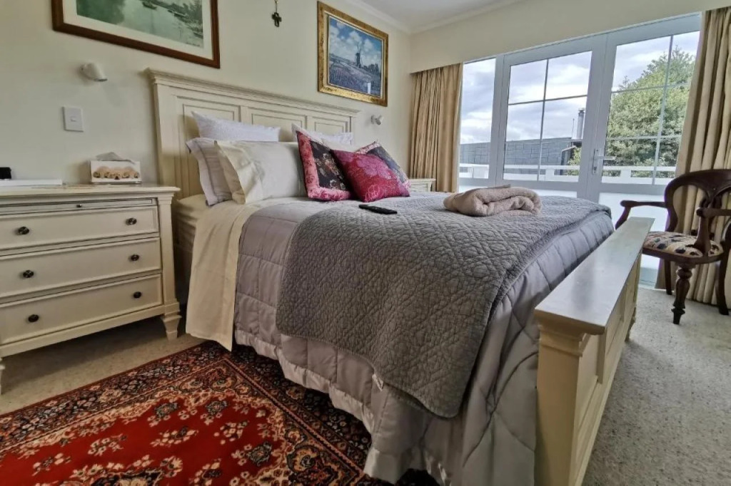 Geyser Lookout BnB