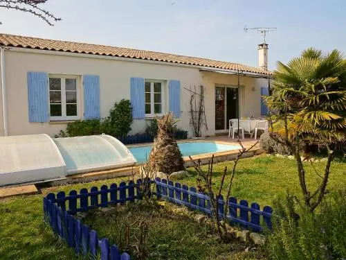 Holiday Home Les Bardières