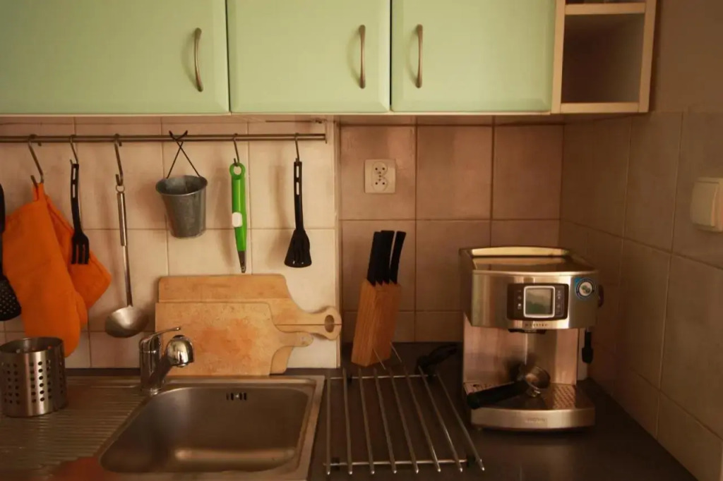 Velvet Trojdena 60 metrów do Szpitala Akademii medycznej