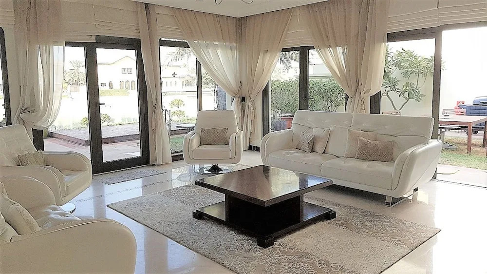 Short Booking - Luxury Albergo Villa