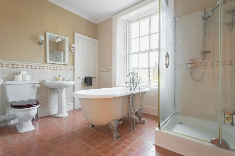 The Prince George Townhouse - Gorgeous 5bdr Georgian Townhouse