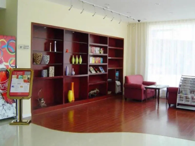 Hanting Hotel Qidong Wenfeng Dashijie
