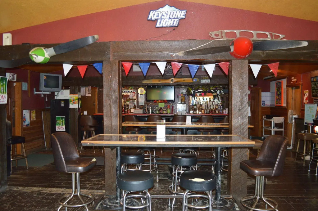 Rimrock Lodge LLC
