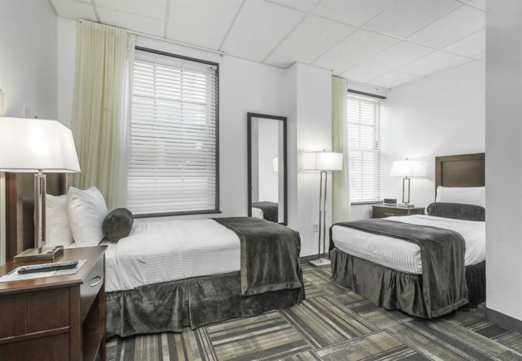 Hotel 140