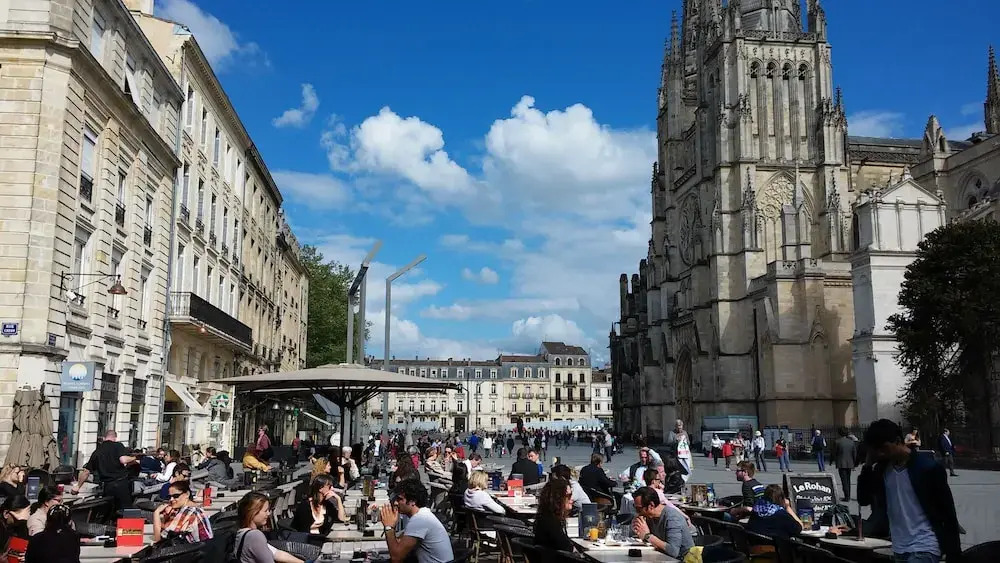 Cest une maison bleue - a blue lodge in Bordeaux