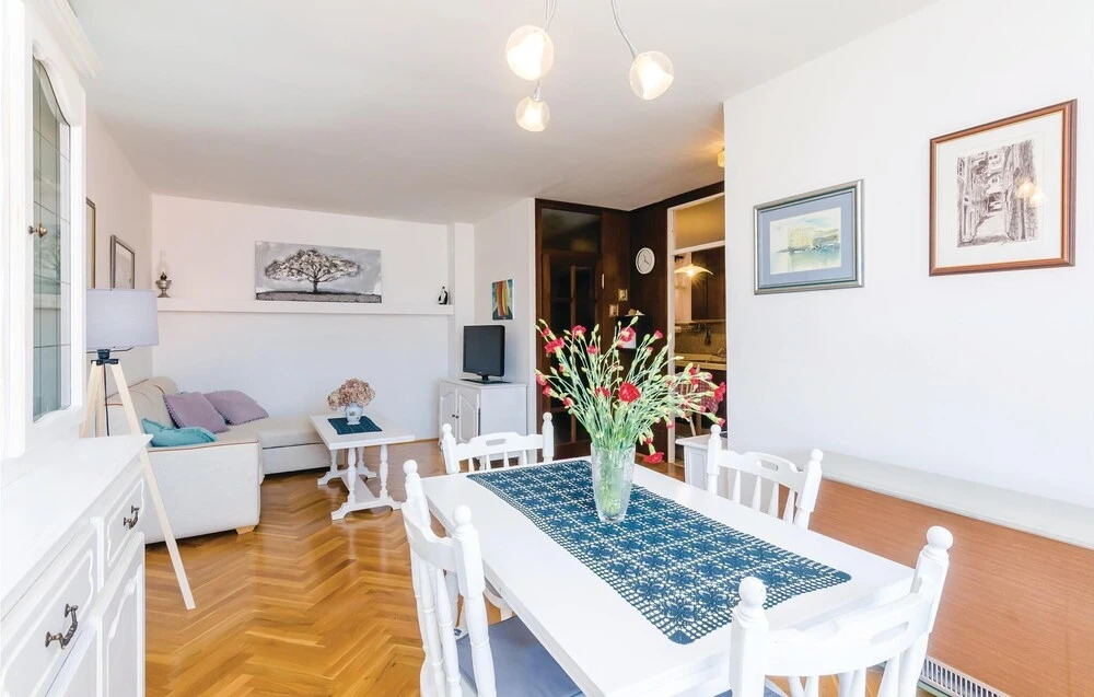 Nice Home in Dubrovnik With Wifi and 2 Bedrooms