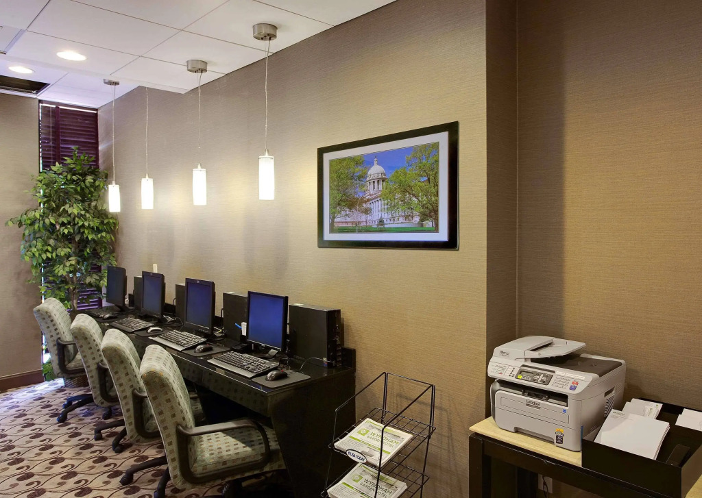 Quality Hotel Philadelphia Airport