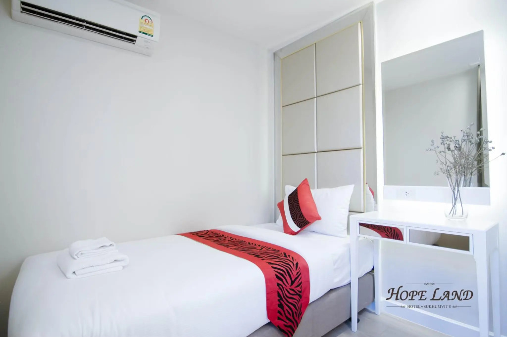 Hope Land Hotel Sukhumvit 8