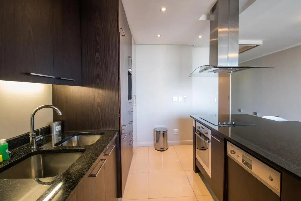 Camps Bay One Bedroom Apartment - The Crystal