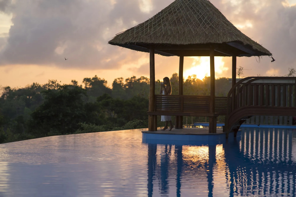 Semabu Hills Hotel Nusa Penida