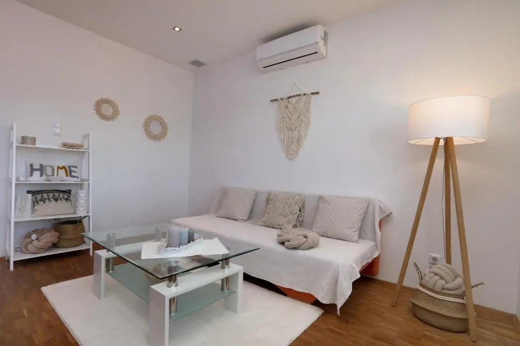 Apts Vidosava - 100m from the sea
