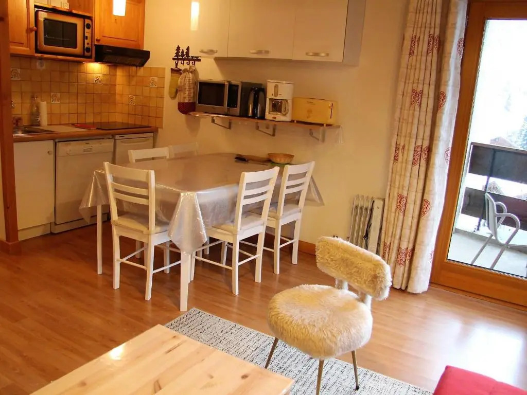 Appartement La Clusaz, 2 pièces, 5 personnes - FR-1-459-72