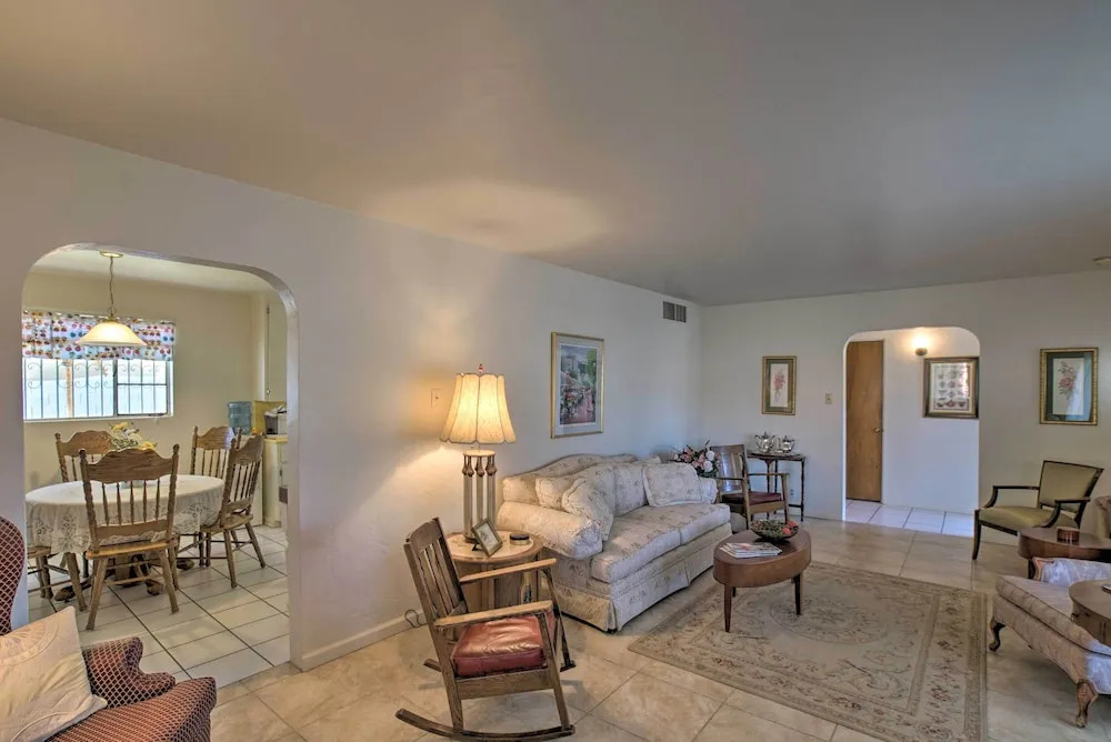 Central Phoenix Home < 3 Mi to Downtown!