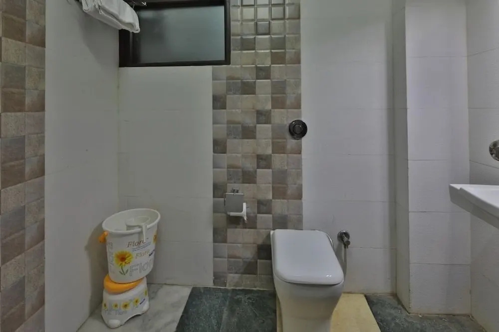 Hotel Pablas International, New Delhi, Near Metro