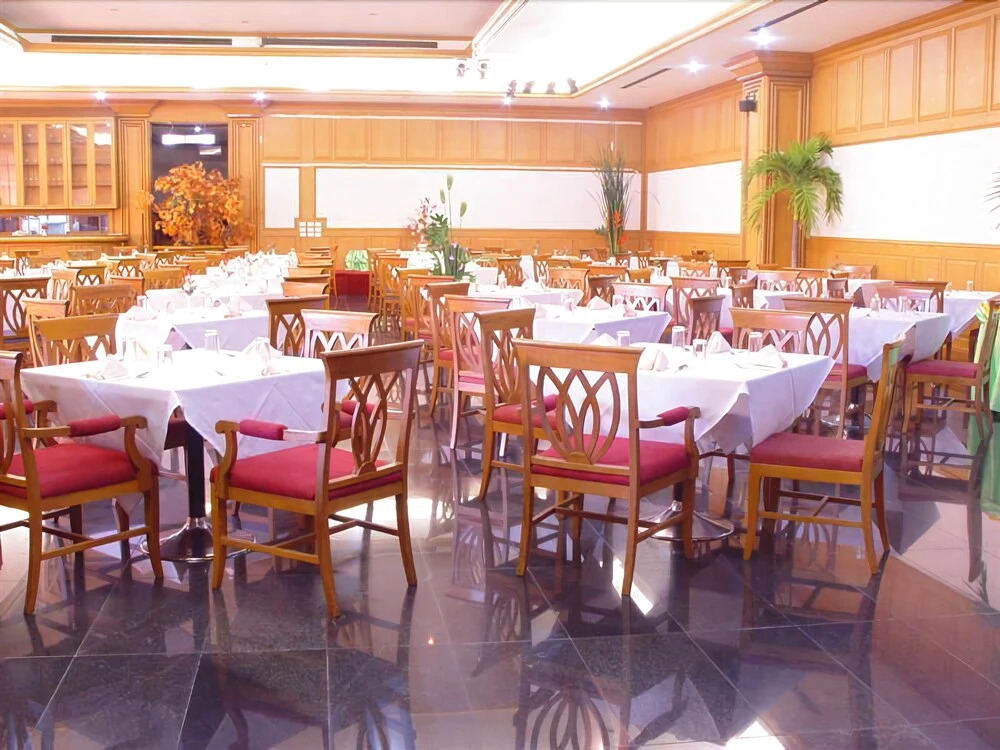 PathumThani Place Hotel