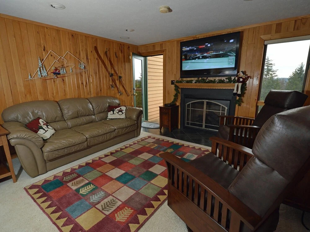 2 Br Powderidge 33